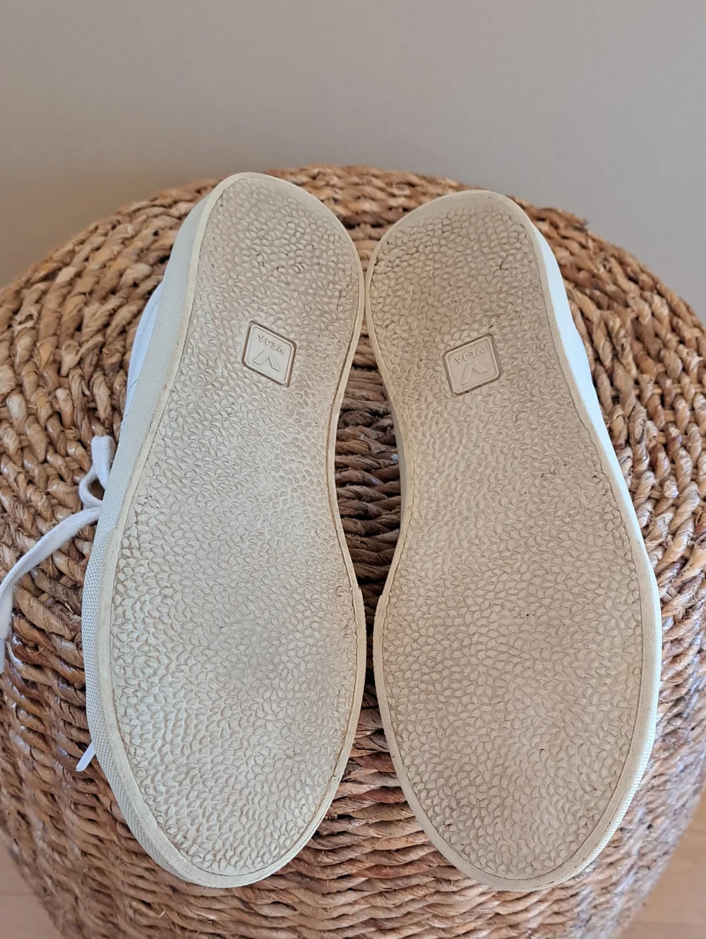 VEJA Womens Esplar Classic Athleisure/Preppy/Luxury White Leather Sneakers 8/39